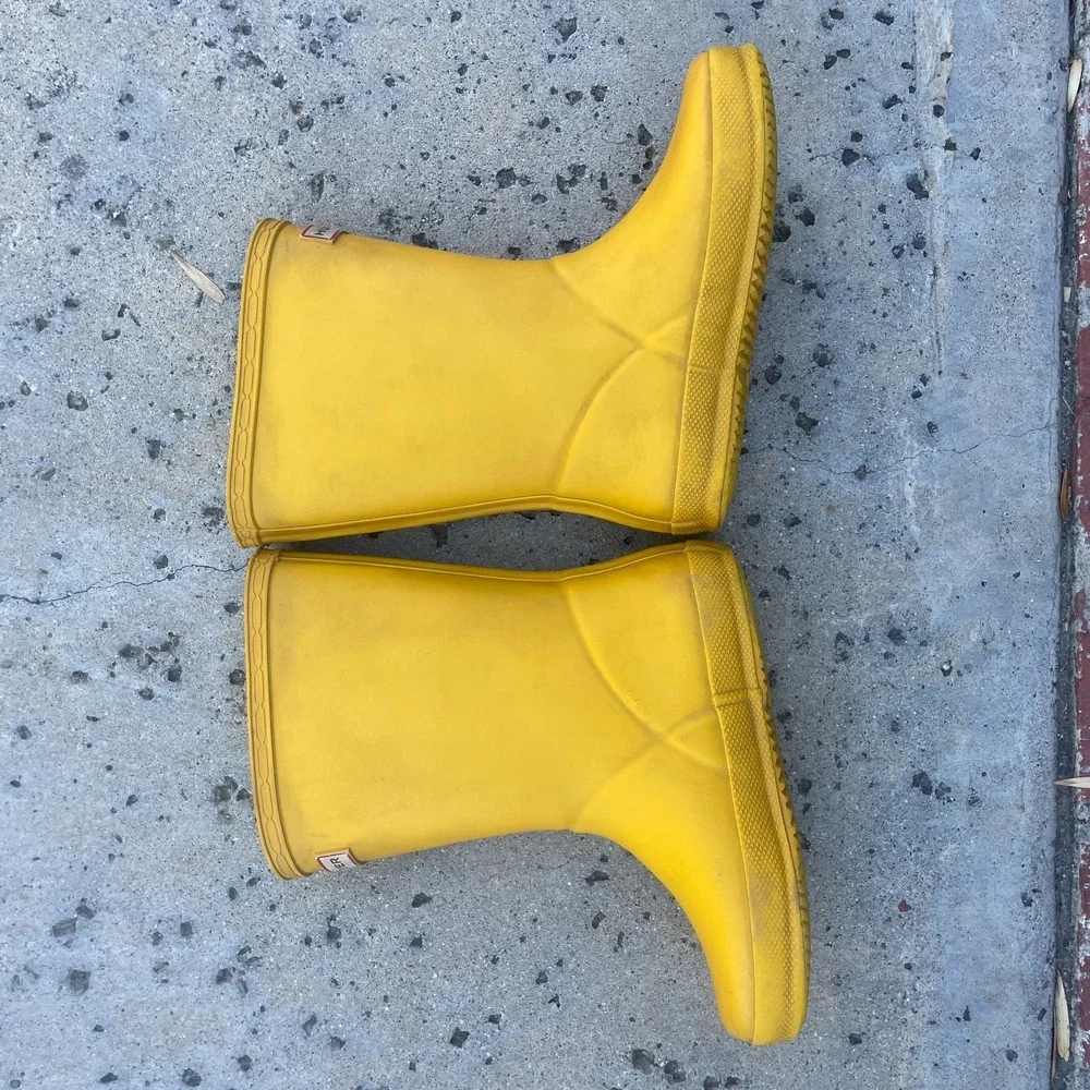 Hunter Classic Rain Boots Kids 10 Yellow Rubber Winter Storm